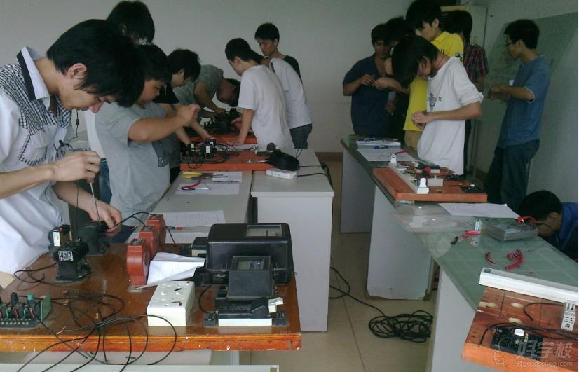 佛山电工考证培训班-佛山中特职业技术中心-【