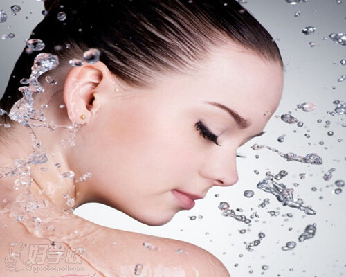 冬季皮肤全面保湿,让肌肤水润持久