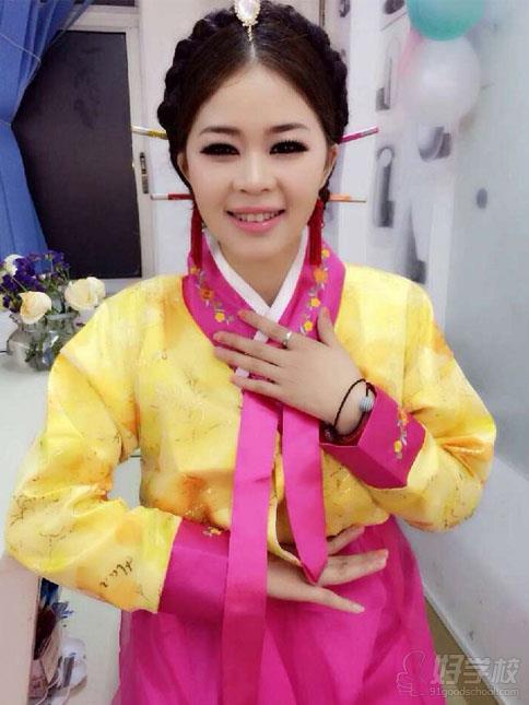 南宁韩式定妆导师班-广州超岳国际美容美发职