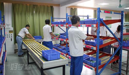 广州现代物流专业初中起点3年中技班