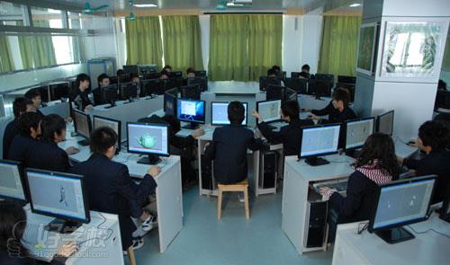 广州动漫设计与制作专业初中起点5年高技双学
