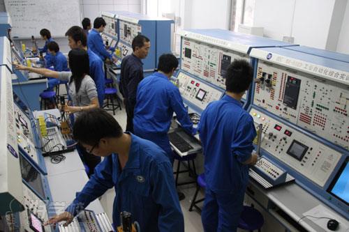 广州机电一体化专业初中起点5年高技双学历班