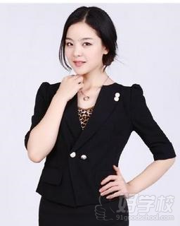 深圳化妆造型全能就业班-深圳王蓉化妆造型学