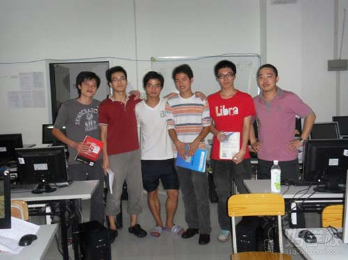 ITjob举办了一次别开生面的电子竞技大赛:CS大