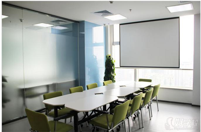 广州托福暑假全日制E班-广州雅思英语培训学校