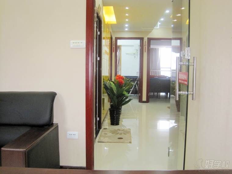 杭州哪里有正宗外教一对一学韩语的学校?学费