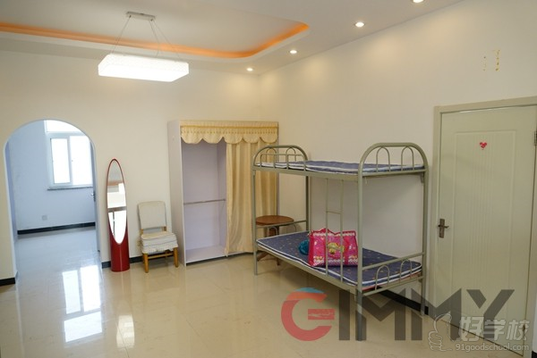 湖南吉米化妆学校住宿环境-湖南吉米化妆学校