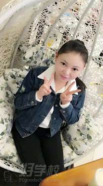 武汉AAA学员艺术教育平面设计铅笔v学员薪资平面设计数字稿图片