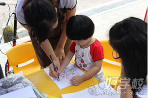 深圳少儿美术卡通漫画班-深圳龙岗中大鹏程教