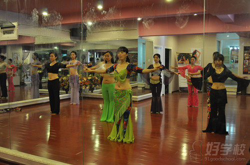 肚皮舞教练班教学现场图片剪影-长沙菲悦国际