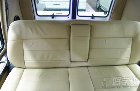 久久汽车美容道奇公羊内饰翻新改装案例-南京