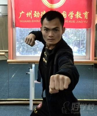 州青少年太极功夫扇培训课程-广州劲德武术国