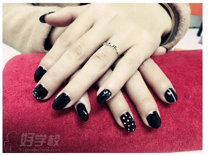 杭州大美东方美容美发培训学校美甲作品展示