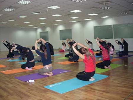 广州舞韵瑜珈培训班