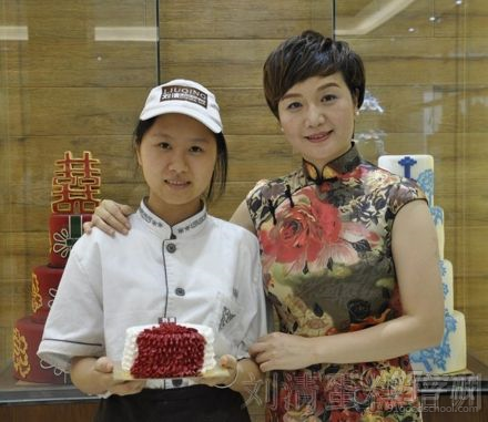 7月刘清蛋糕培训学校又迎来一届学员毕业了!-