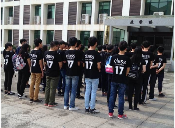 长沙信息技术学校岗前特训圆满结业-长沙思途