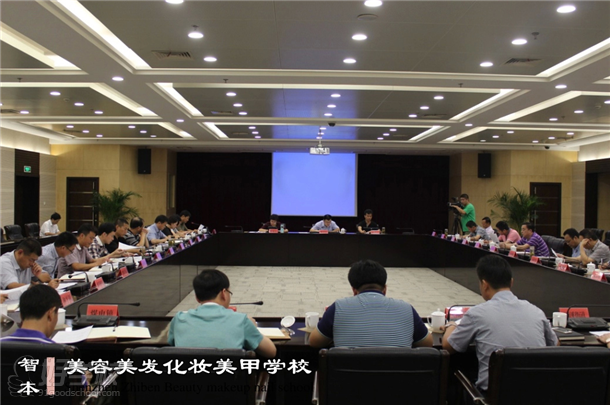 智本学员为光明新区学前教育工作总结会化妆造