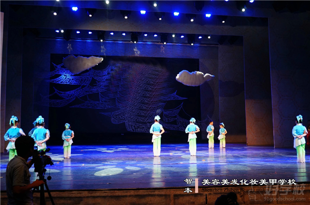智本师生助力2015少儿电视舞蹈超级联赛-深圳