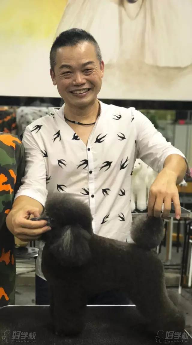 广州尊宠宠物美容护理培训师资怎么样?