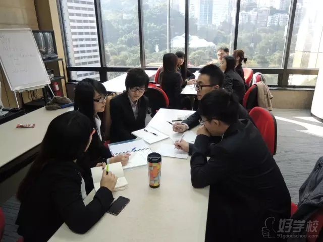 香港国际金融领袖背景提升课程-广州挚拓留学