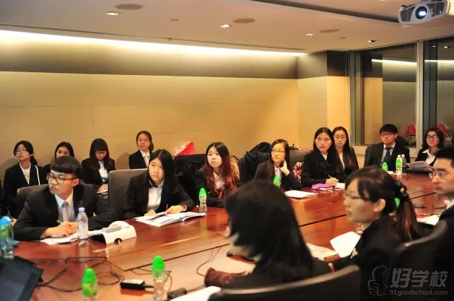 香港国际金融领袖背景提升课程-广州挚拓留学