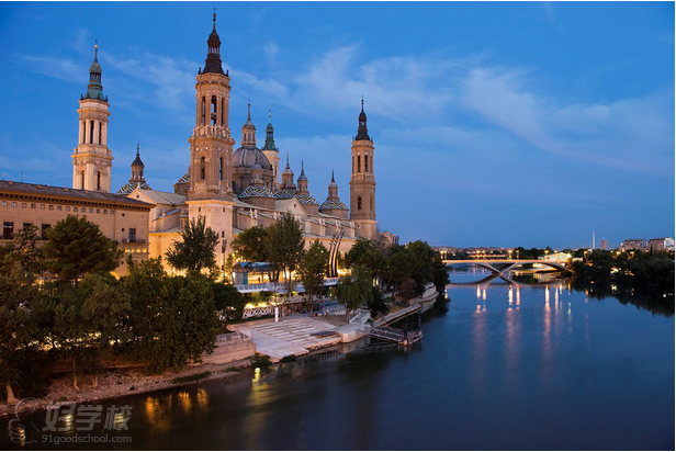 长沙西班牙萨拉戈萨大学留学申请服务