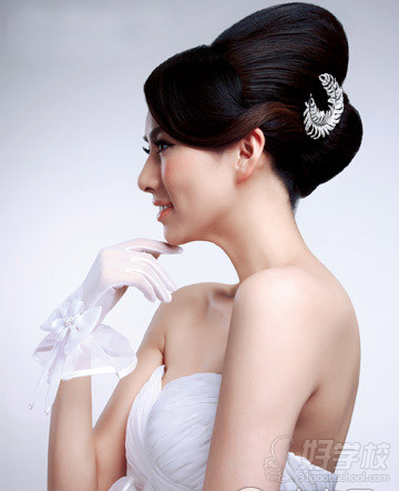 深圳专业化妆师全科培训班