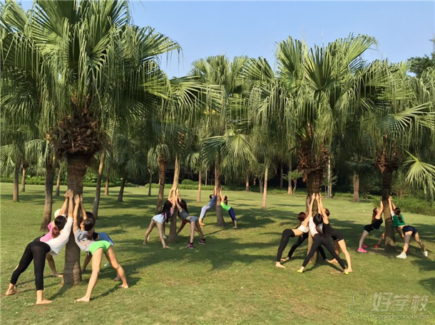 2015年10月广州华翎户外体能训练-广州华翎舞