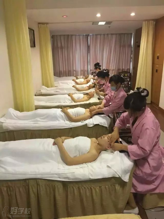 嘉兴中级美容师培训班-嘉兴金莎全国连锁学校