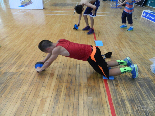 广州篮球突破特训周末班 -广州篮途特训-【学费