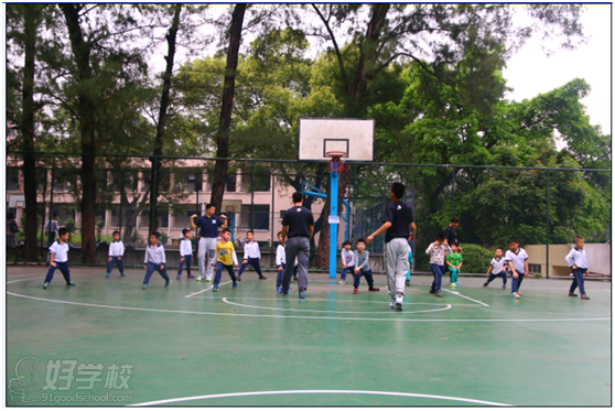 广州少年篮球训练班