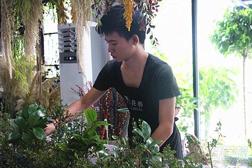 广州花店创意花艺课程-广州繁之花艺培训中心