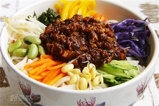 长沙新食玳餐饮培训学校正宗炸酱面