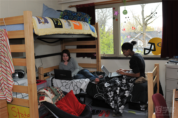 美国威斯康星大学转学分项目北京招生-北京四