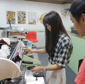 广州CAMPUS康潽咖啡培训学院学员风采展示