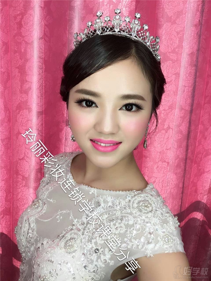 长沙全能时尚彩妆造型培训课程-长沙星沙玲丽