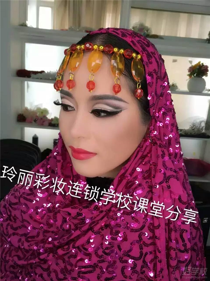 长沙全能时尚彩妆造型培训课程-长沙星沙玲丽