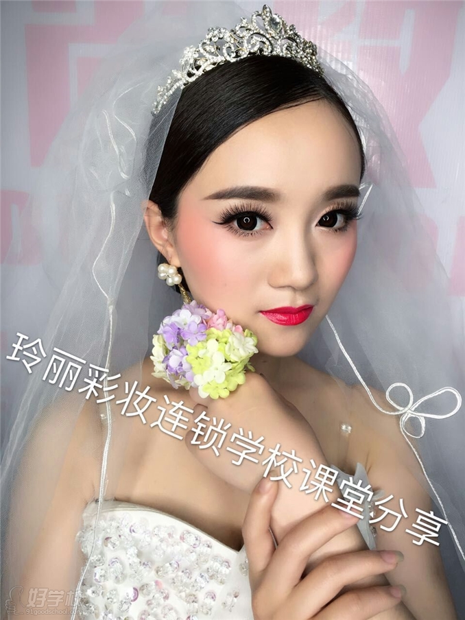 长沙化妆师讲师培训班-长沙星沙玲丽化妆美甲