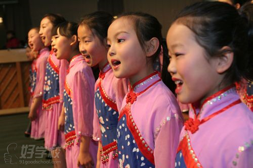 广州少儿声乐学习班-广州第一感舞妆艺术培训