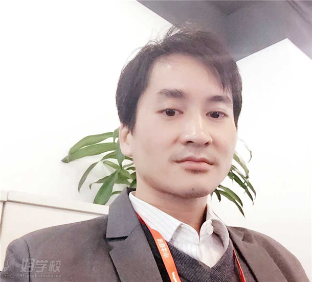 深圳卓远职业技术学校学员的风采展示-深圳卓