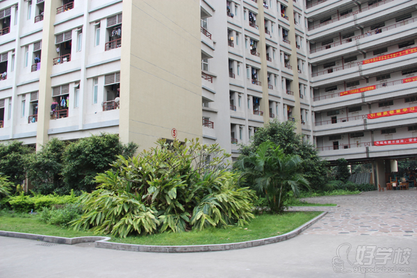 广东第二师范学院的环境怎么样?-广东第二师范