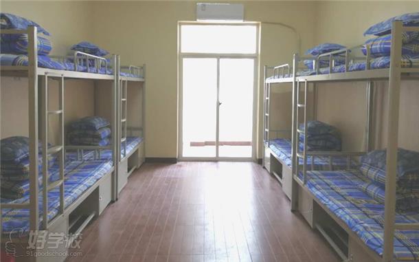 湖南长沙湘江科技中等职业学校校园环境图片