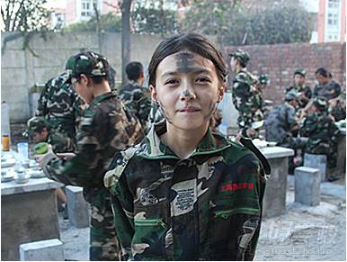 上海迪士尼将帅营-上海西点军事夏令营-【学费