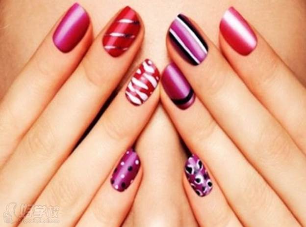 东莞塘厦镇哪家学校培训美甲比较好-东莞松柏