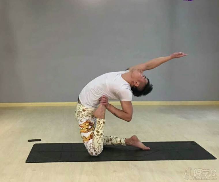上海流瑜伽教练培训班(含证书)