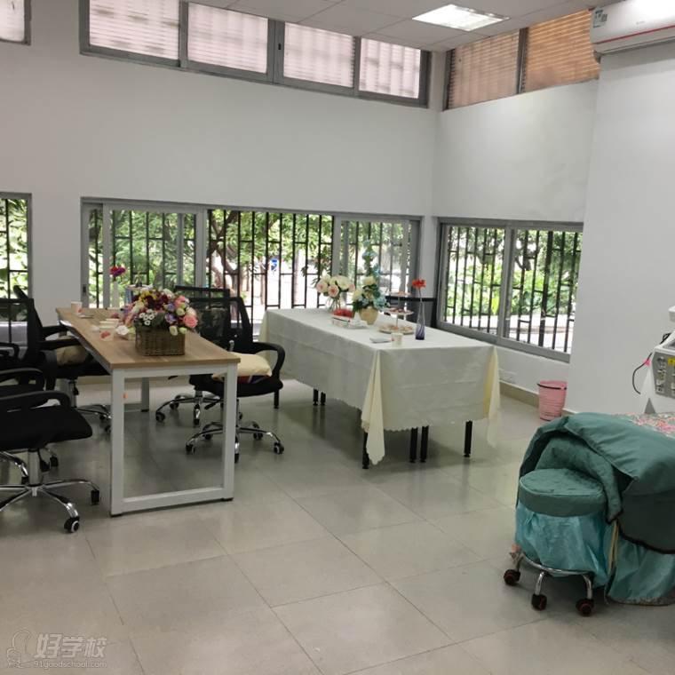 佛山业余美容培训课程