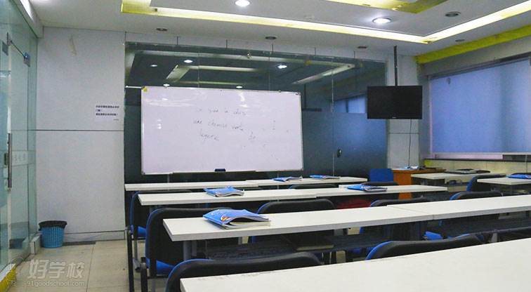 成都全外教英语口语班-成都外国语专业学校-【