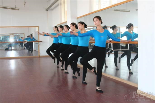 华航航空广州分校教学环境-华航航空学校广州