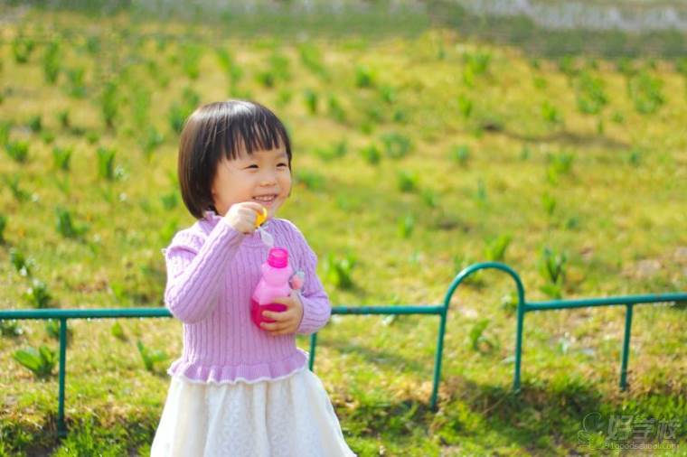 太原专业儿童摄影培训班-太原伍加伍化妆摄影