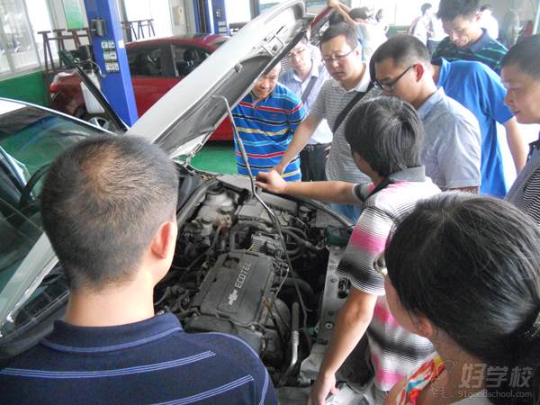 佛山国家职业资格证书初级汽车维修工培训班